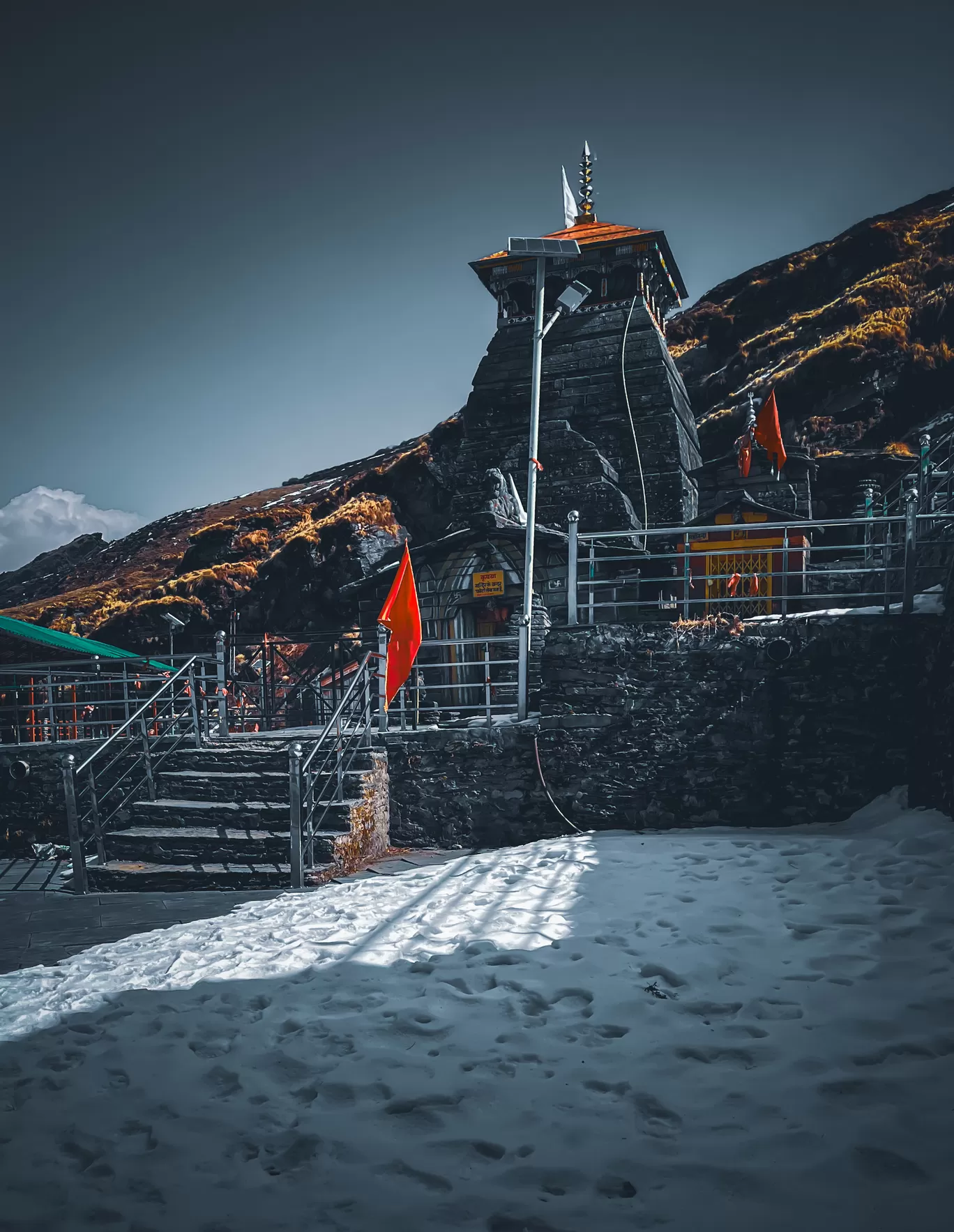 Photo of Tungnath Temple By Saikat Das