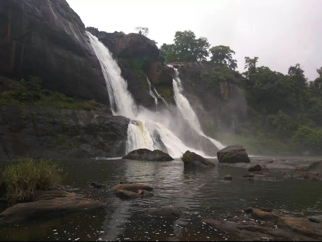 Photo of Athirappilly Water Falls By Suhan v Balegar