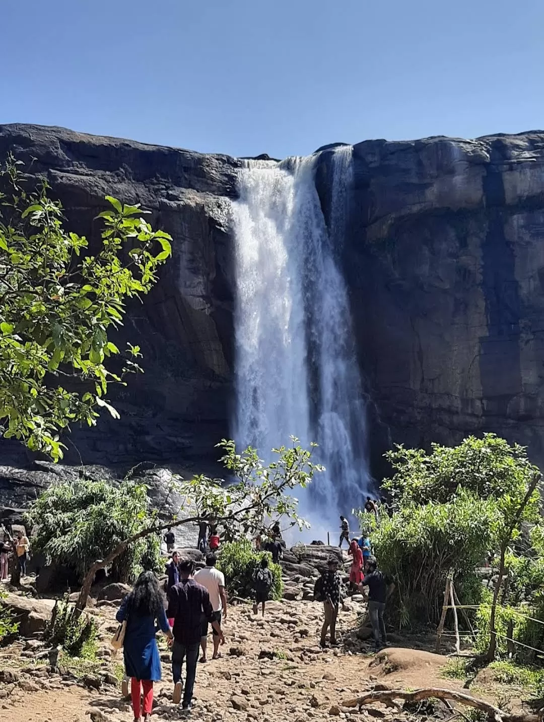 Photo of Athirappilly Water Falls By Suhan v Balegar