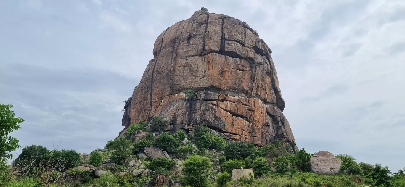 Photo of Puligundu Rock Mountain By Trekking CrabAries