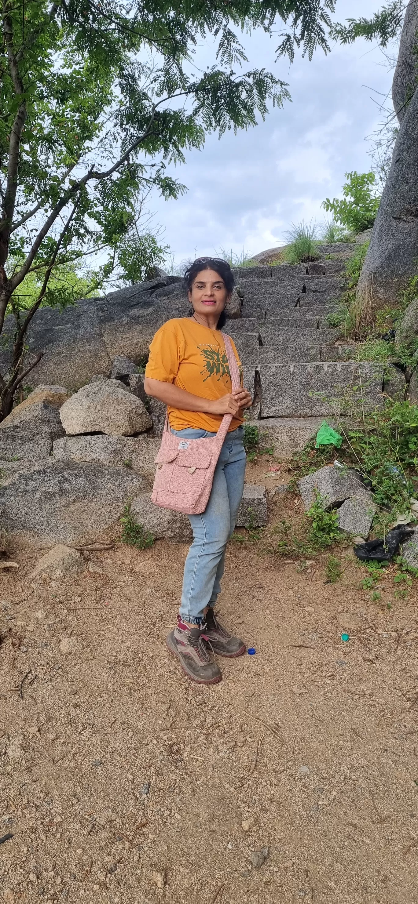 Photo of Puligundu Rock Mountain By Trekking CrabAries