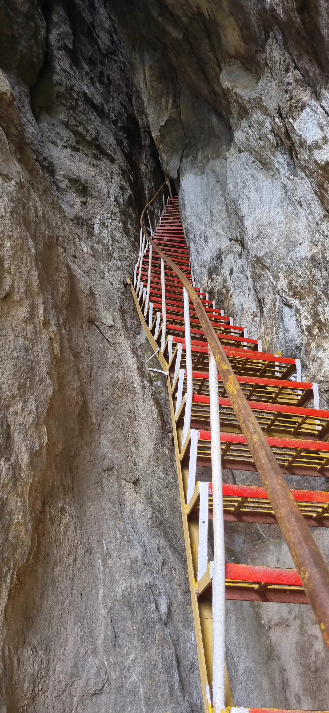 Photo of Puligundu Rock Mountain By Trekking CrabAries