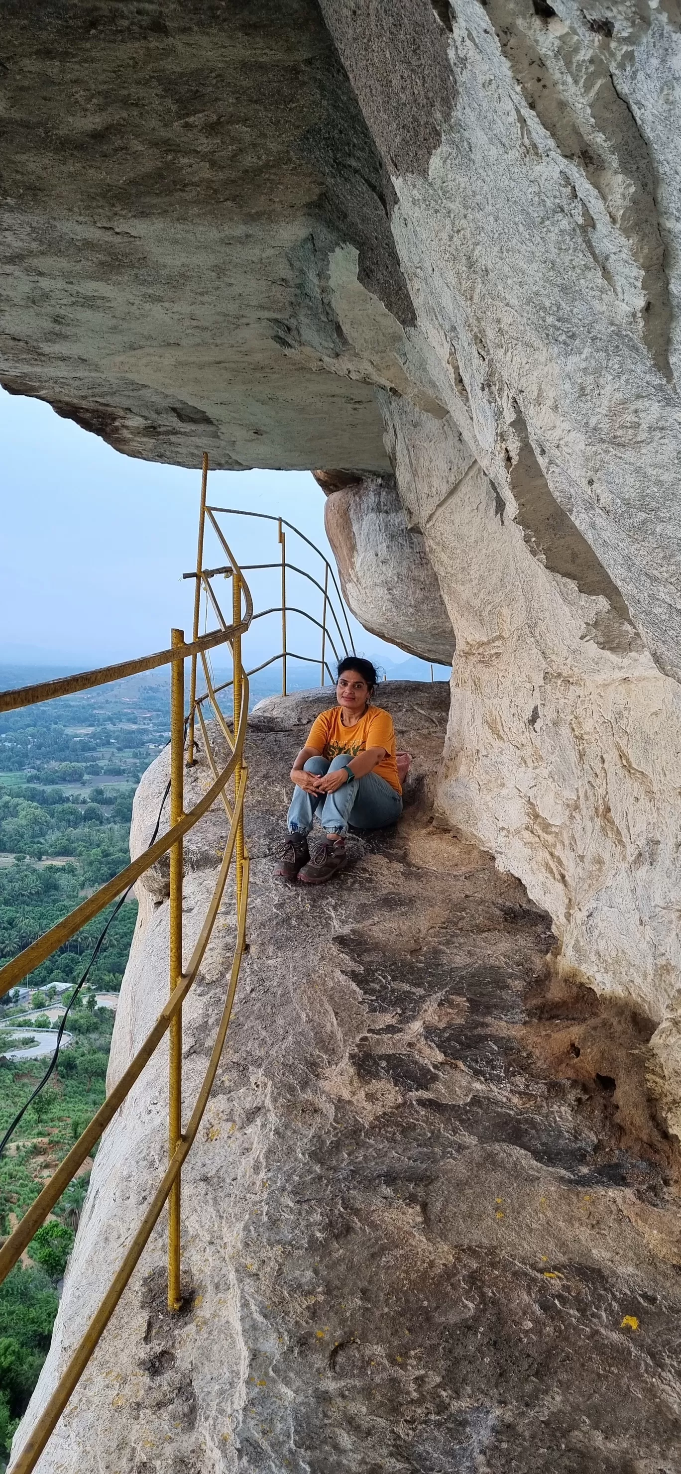 Photo of Puligundu Rock Mountain By Trekking CrabAries