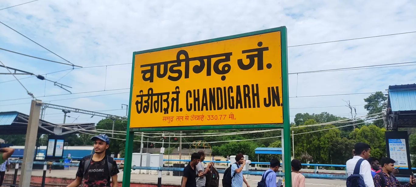 Photo of Railway Station (Chandigarh) By Mithun Rajan