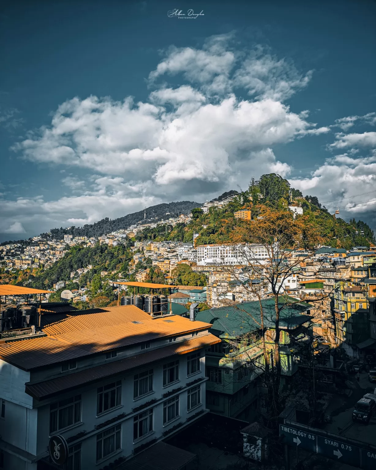 Photo of Gangtok By Albandouglas Kharmawlong