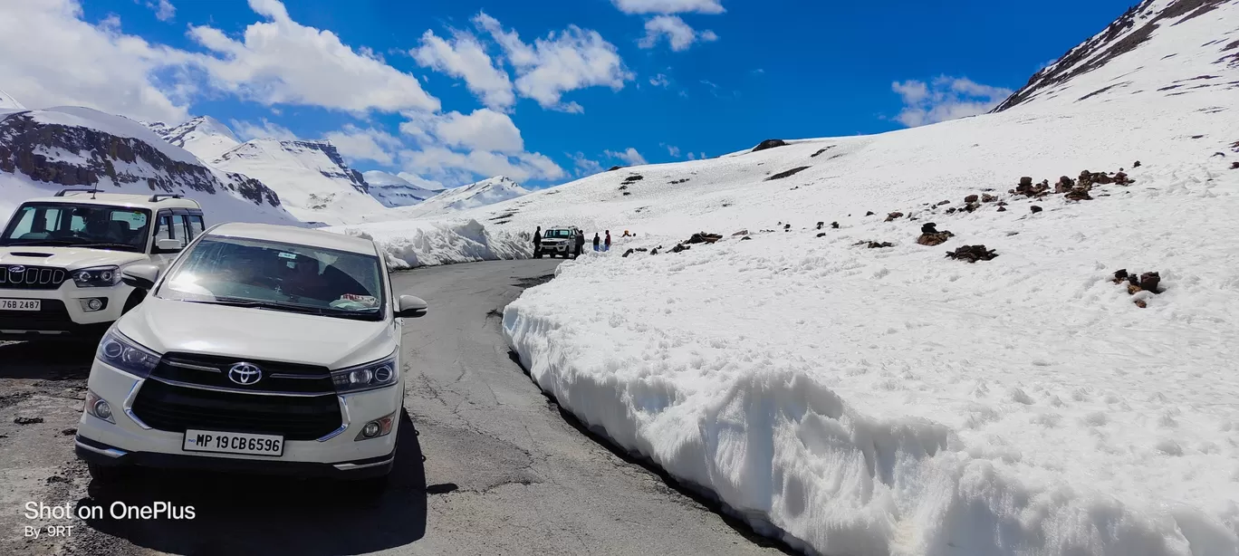 Photo of Baralacha La Pass By Amit Singh