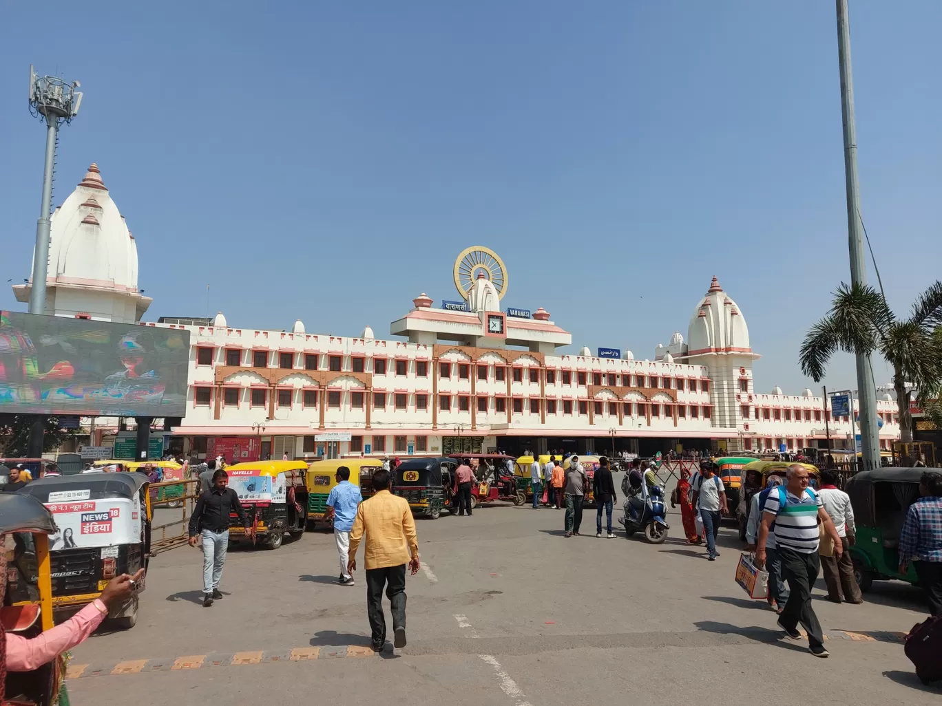 Photo of Varanasi Junction railway station By Harjit Singh 