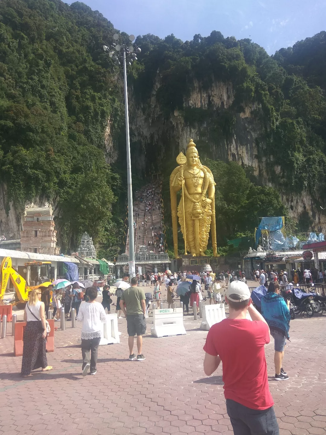 Photo of Batu Caves By Harjit Singh 