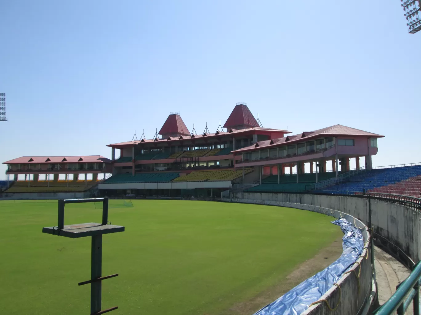 Photo of Himachal Pradesh Cricket Association Stadium By Harinder Kaur