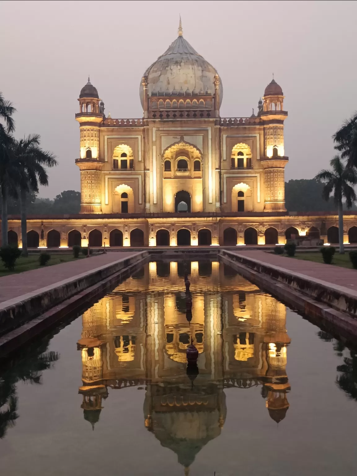 Photo of Safdarjung Tomb By Tejas Modi