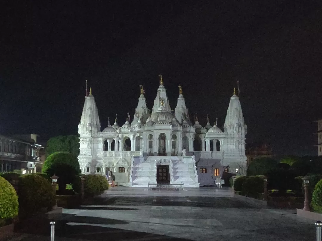 Photo of BAPS Shree Swaminarayan Mandir By Tejas Modi