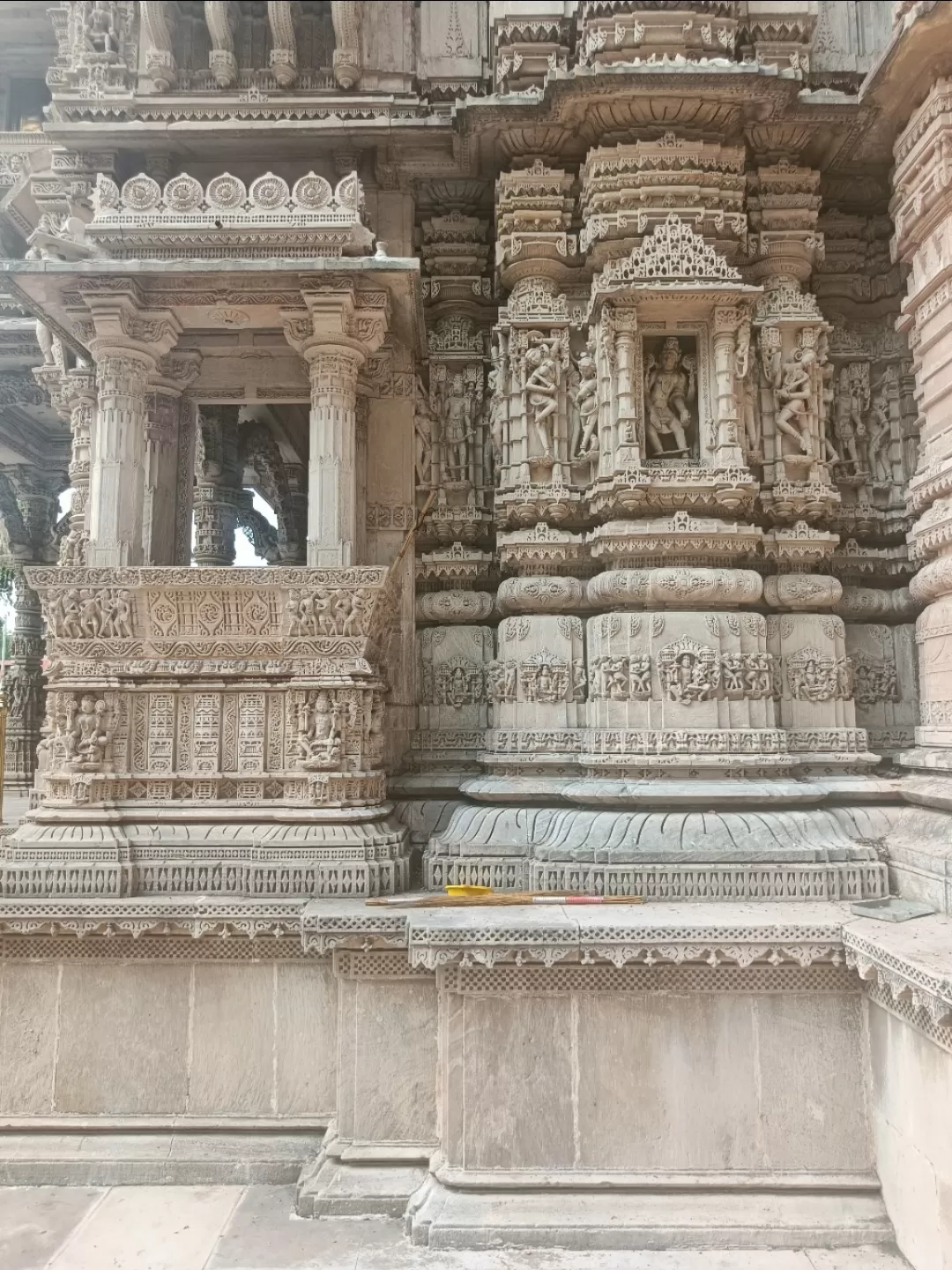 Photo of Hutheesing Jain Temple By Tejas Modi