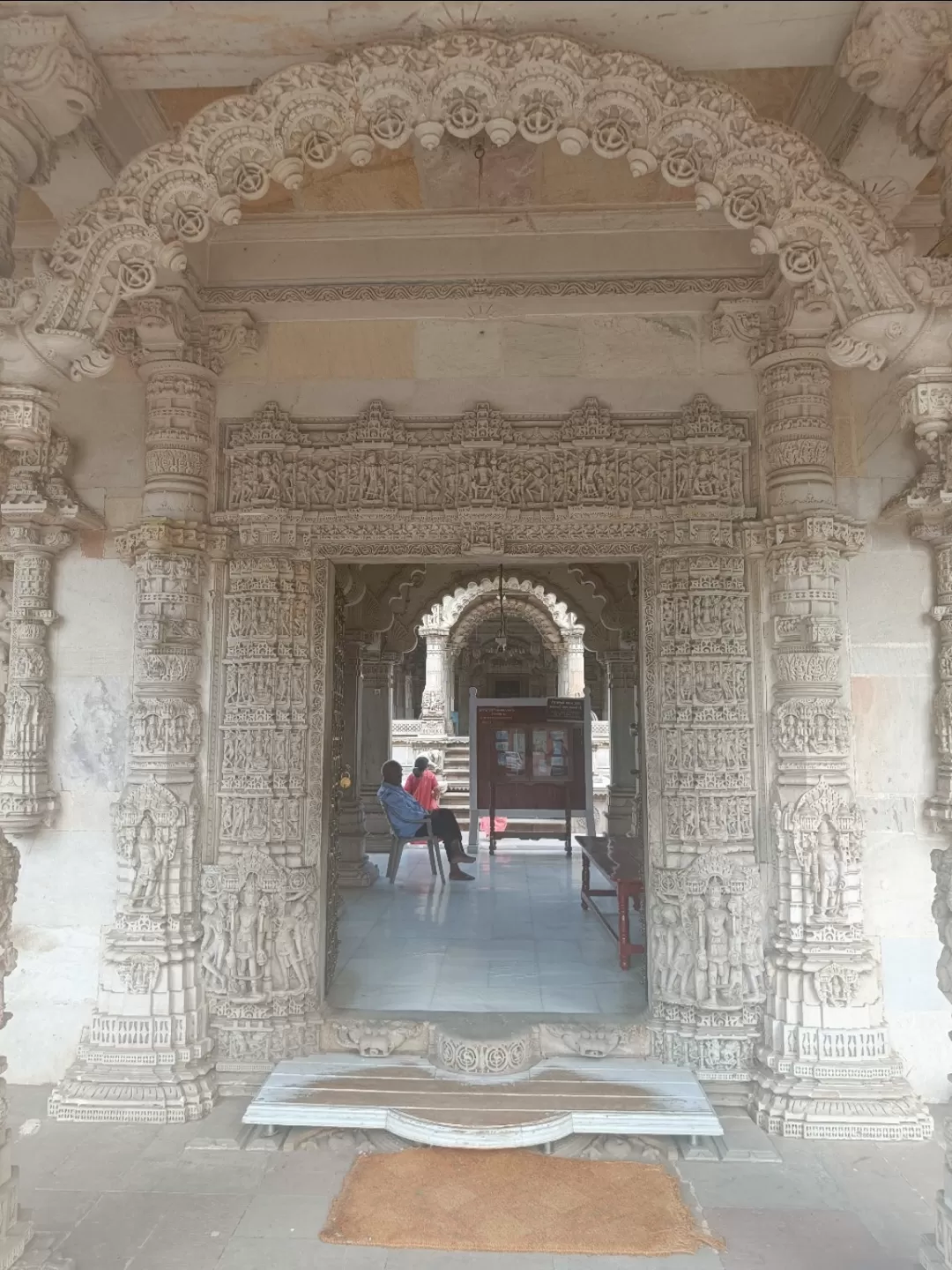 Photo of Hutheesing Jain Temple By Tejas Modi