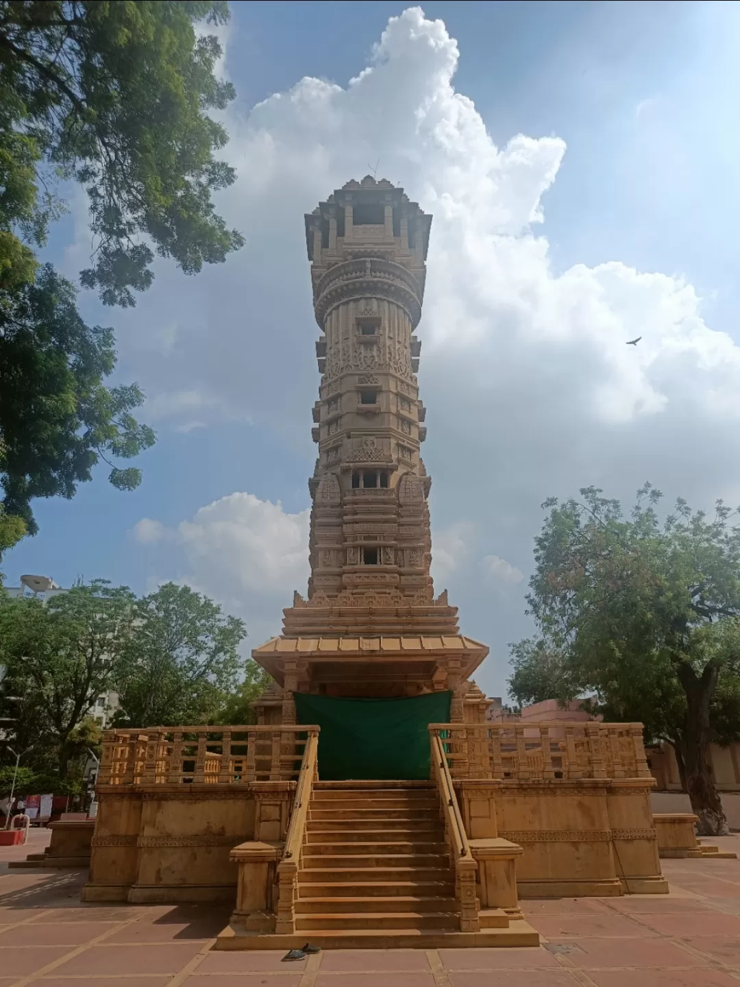 Photo of Hutheesing Jain Temple By Tejas Modi