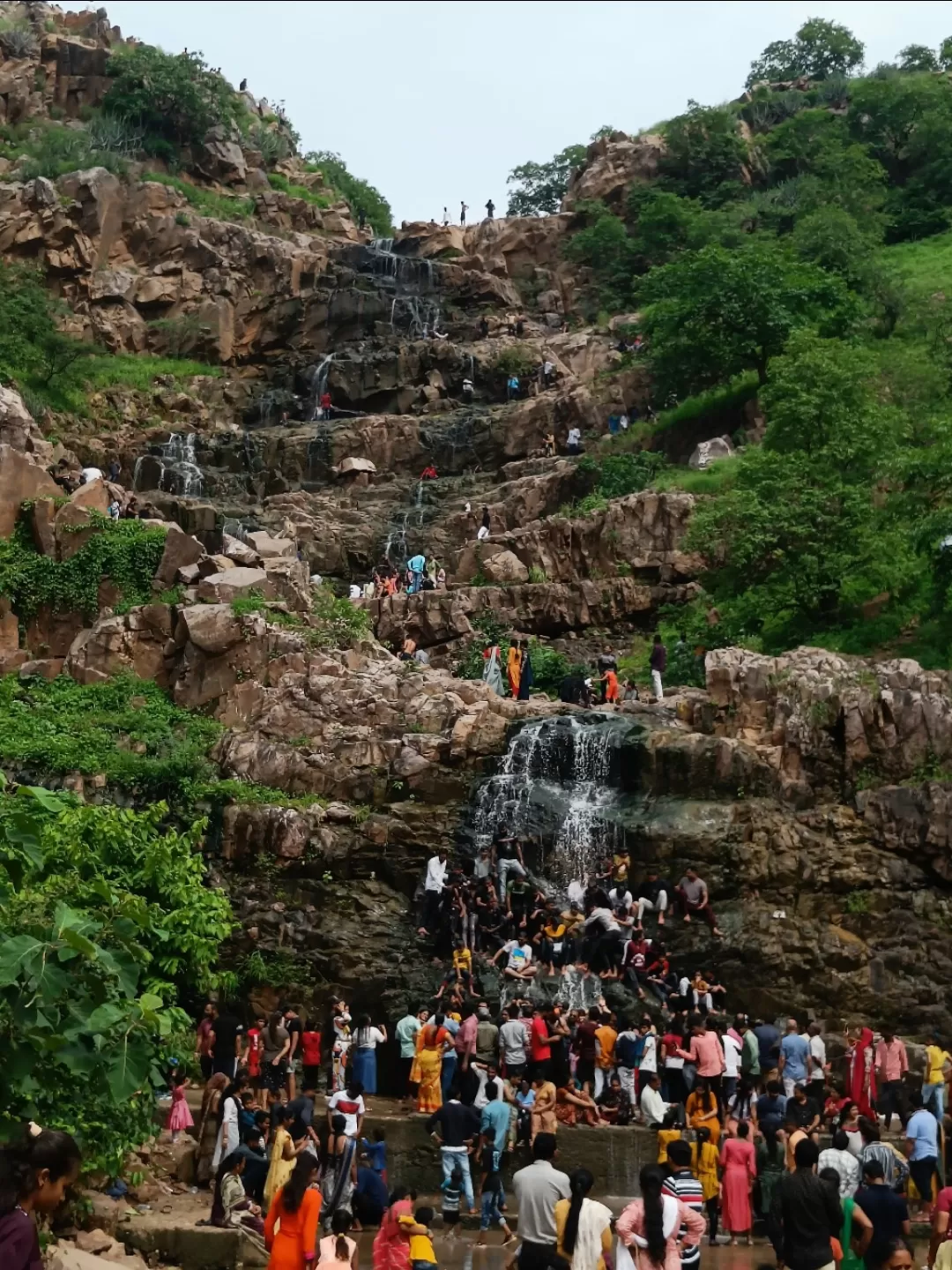 Photo of Sunsar Waterfall By Tejas Modi