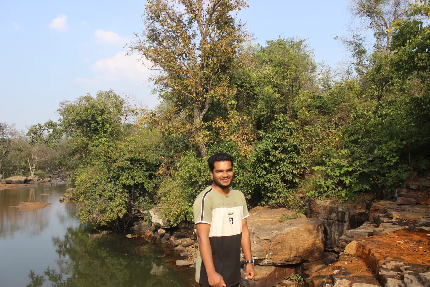 Photo of Narhara Waterfall By Saurabh Maurya