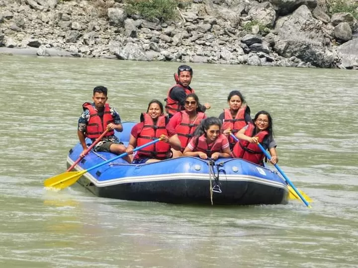 Photo of RIVER RAFTING IN TEESTA N MELLI By Pankaj Biswas (akash)