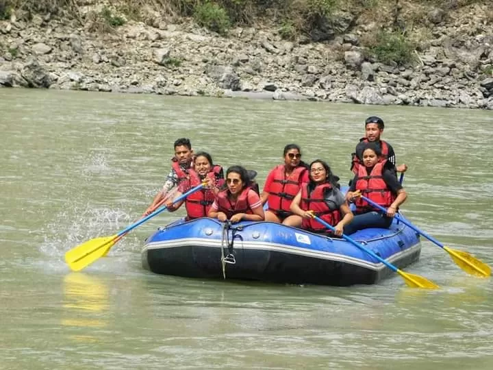 Photo of RIVER RAFTING IN TEESTA N MELLI By Pankaj Biswas (akash)