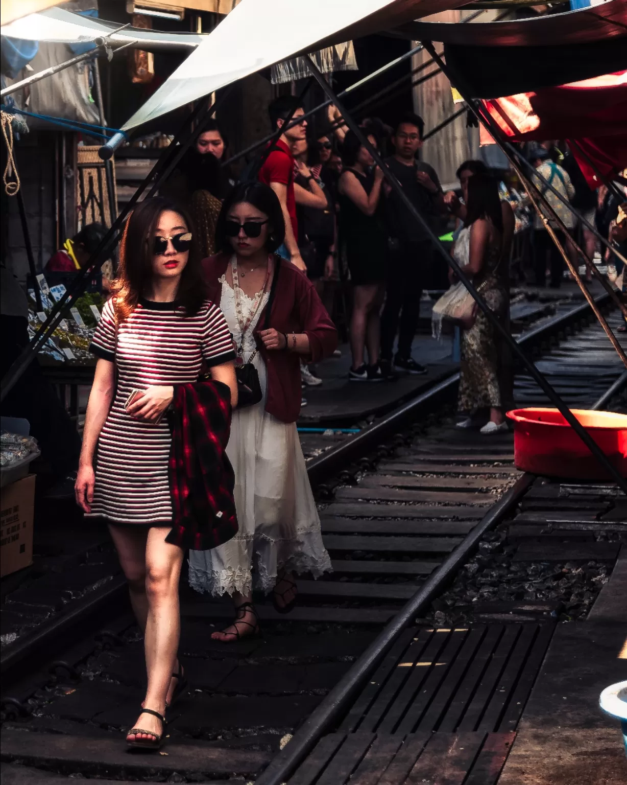 Photo of กาแฟสดรถไฟ Coffee In Train (Maeklong Railway Market) By MAYANK PATEL