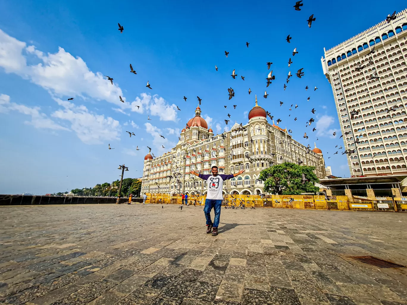 Photo of Mumbai By Venkat Jagadesh