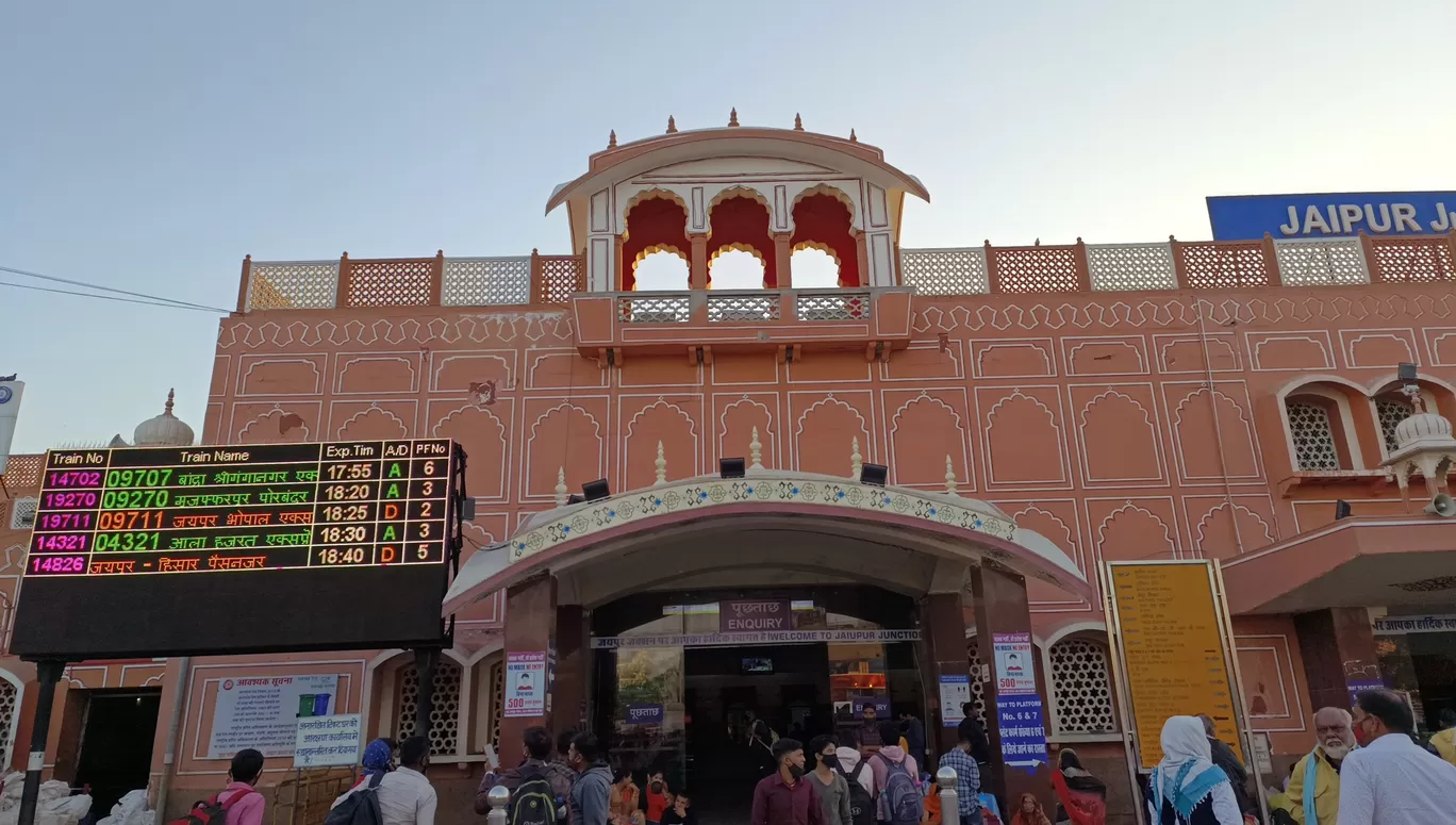 Photo of Jaipur Railway Station Main Entry By kUNWAR Singh