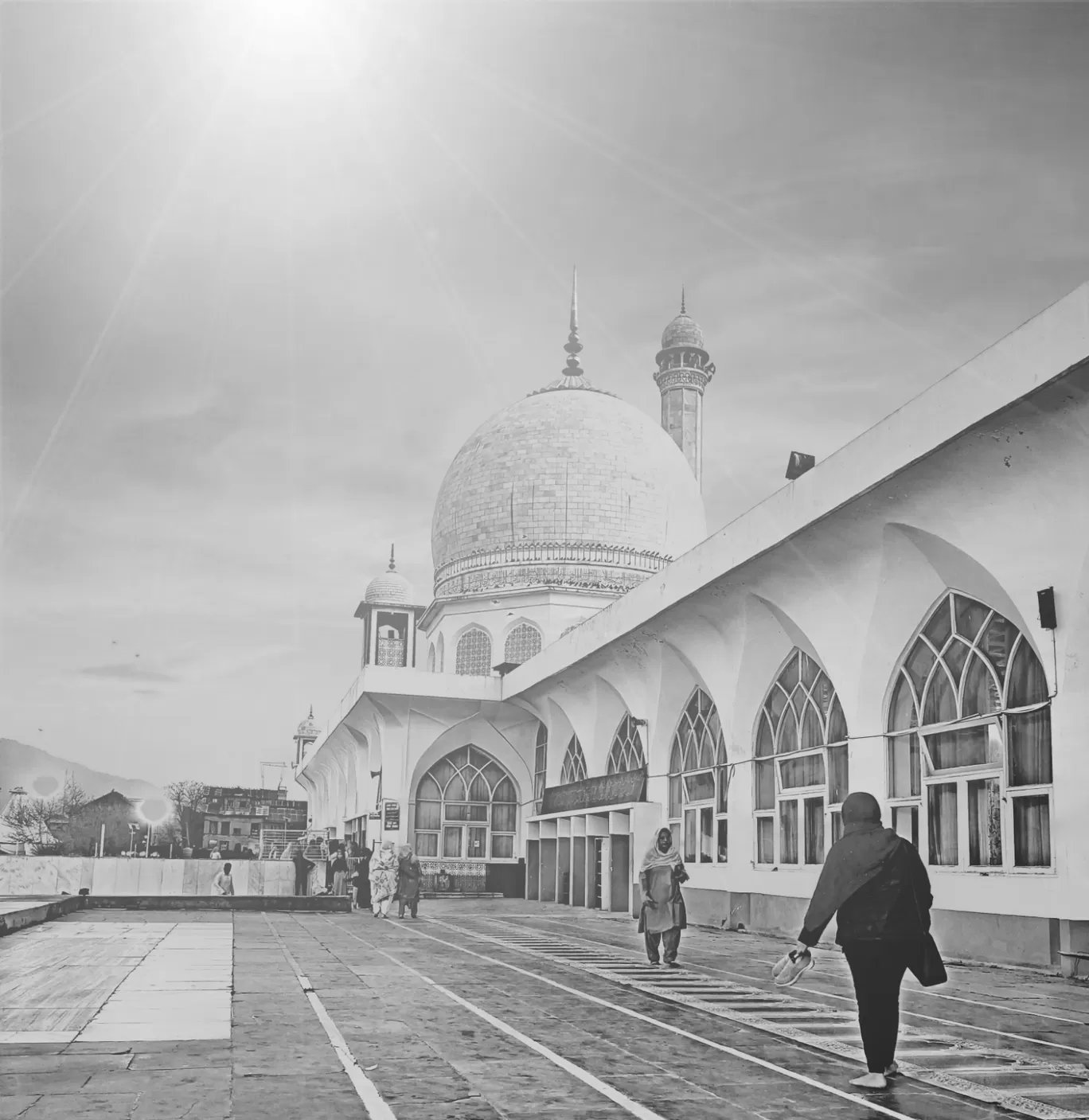 Photo of Dargah Hazratbal Mosque By Anaam Farooq