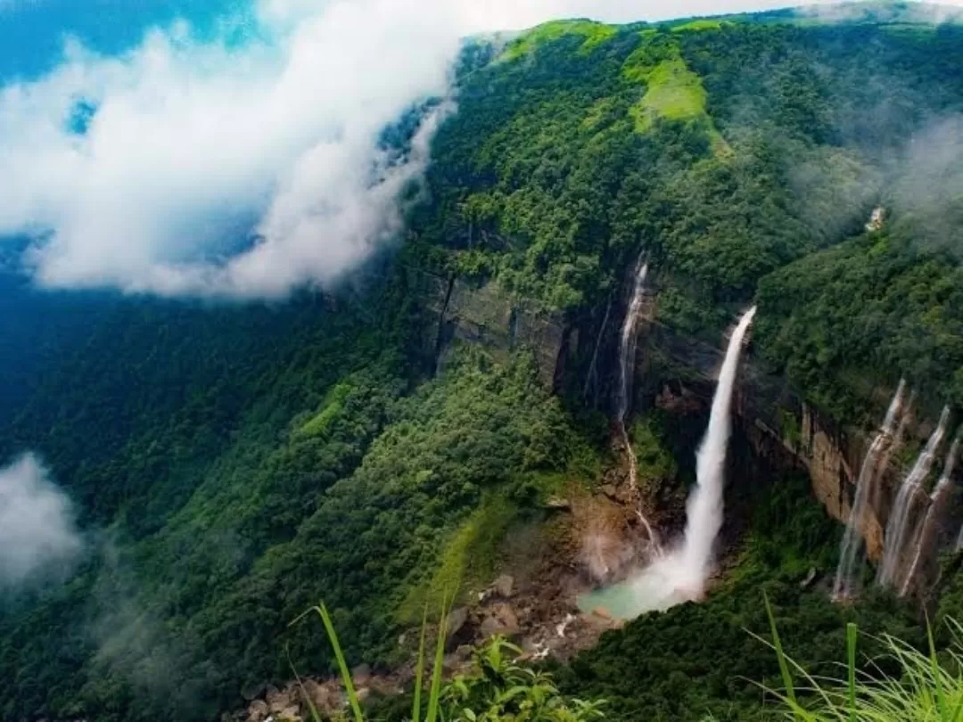 Photo of Nohkalikai waterfalls Top By Rudra Pratap Sahu