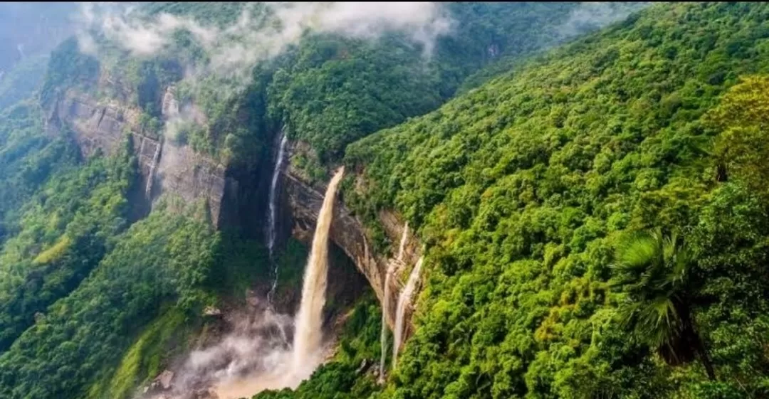 Photo of Nohkalikai waterfalls Top By Rudra Pratap Sahu