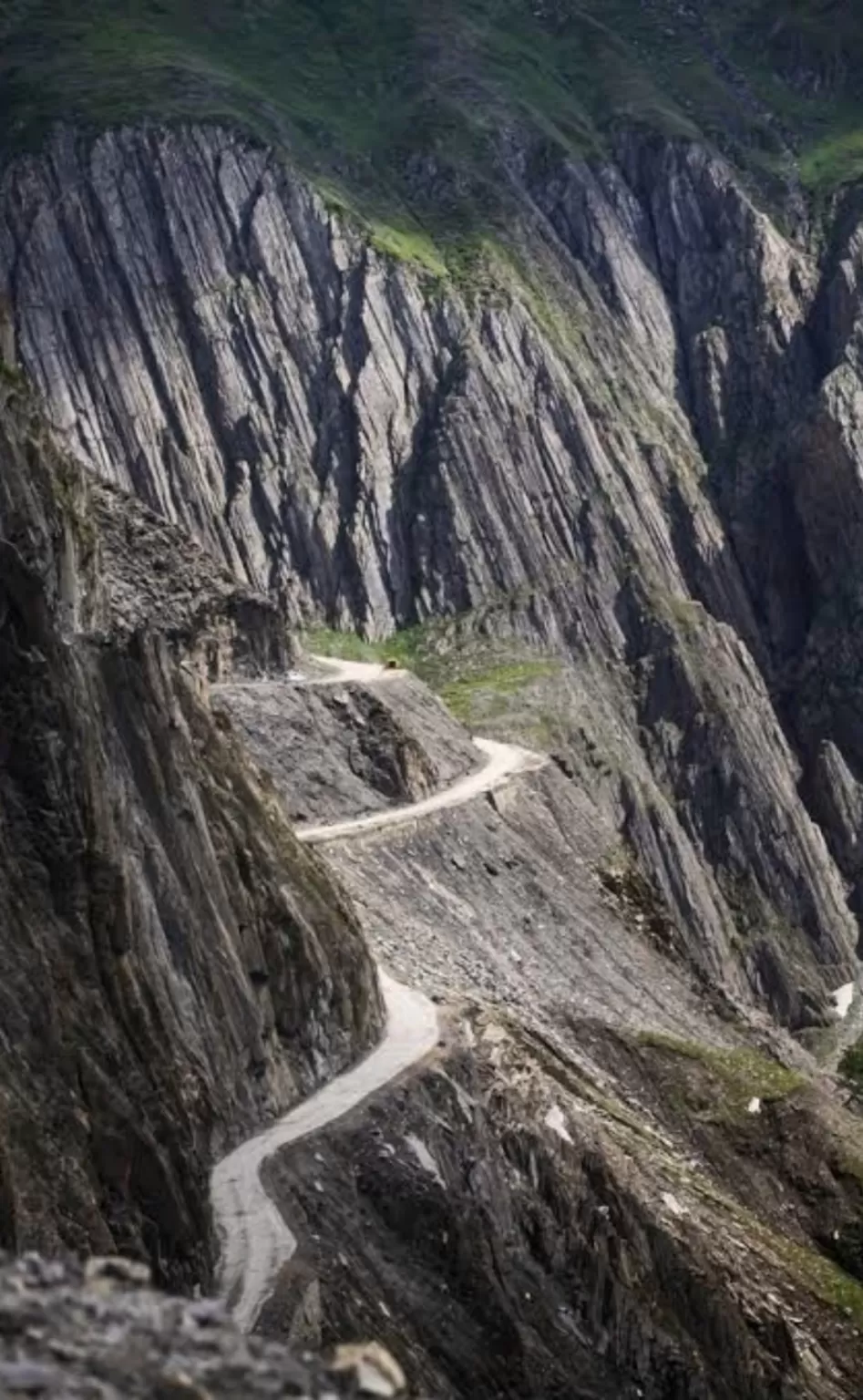 Photo of Zoji-La Pass By Rudra Pratap Sahu