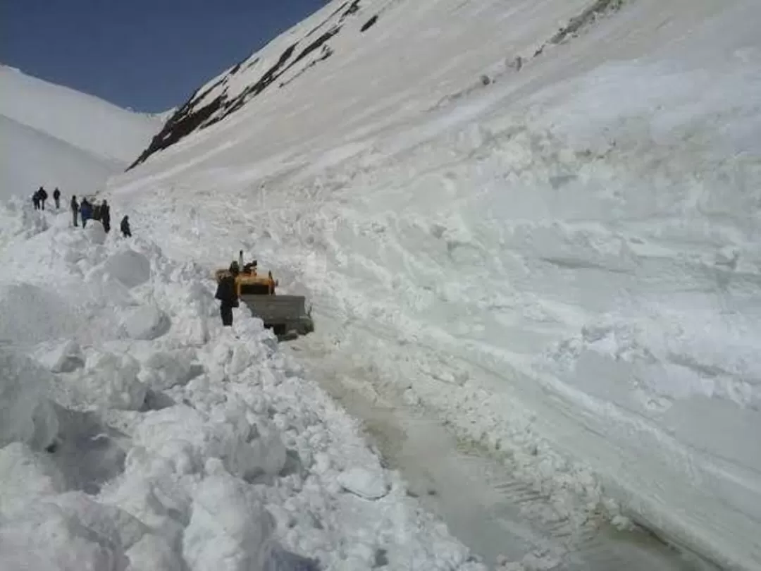 Photo of Zoji-La Pass By Rudra Pratap Sahu