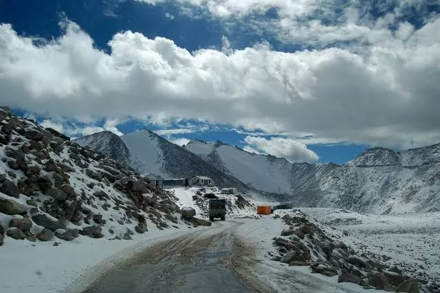 Photo of Khardungla Pass By Rudra Pratap Sahu