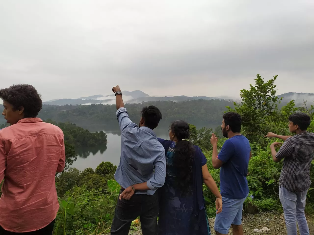 Photo of Sholayar Dam By AnandaKrishna