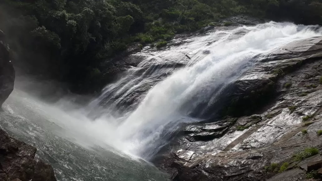 Photo of Marmala Waterfalls By aarkumvendatavan