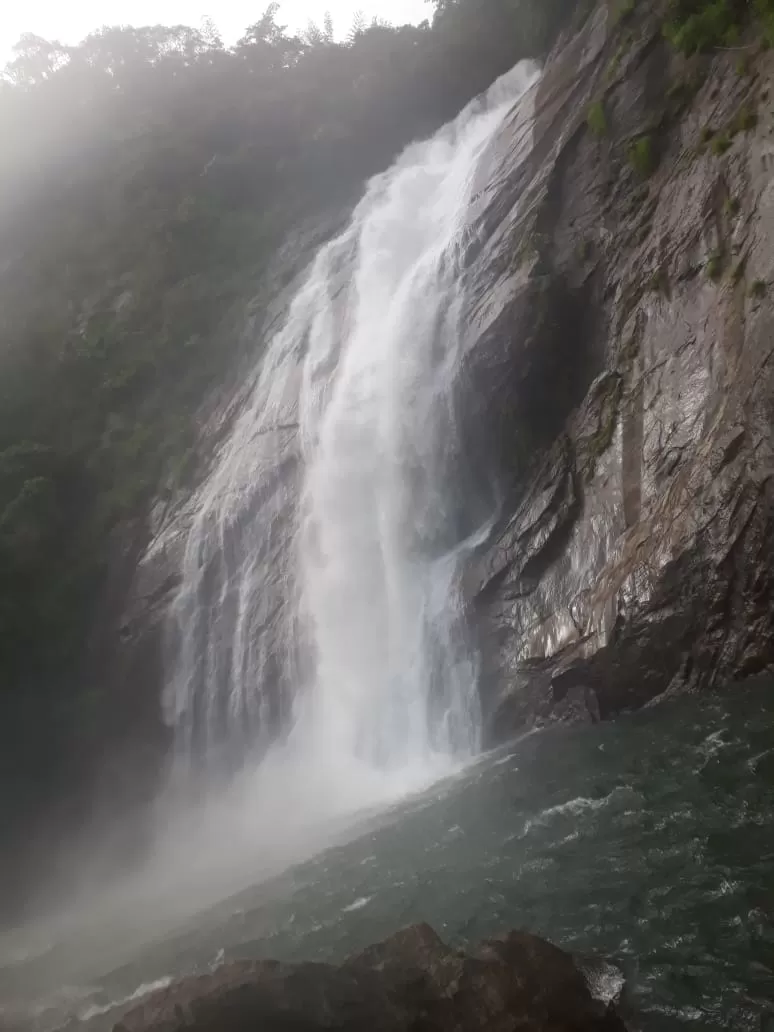 Photo of Marmala Waterfalls By aarkumvendatavan
