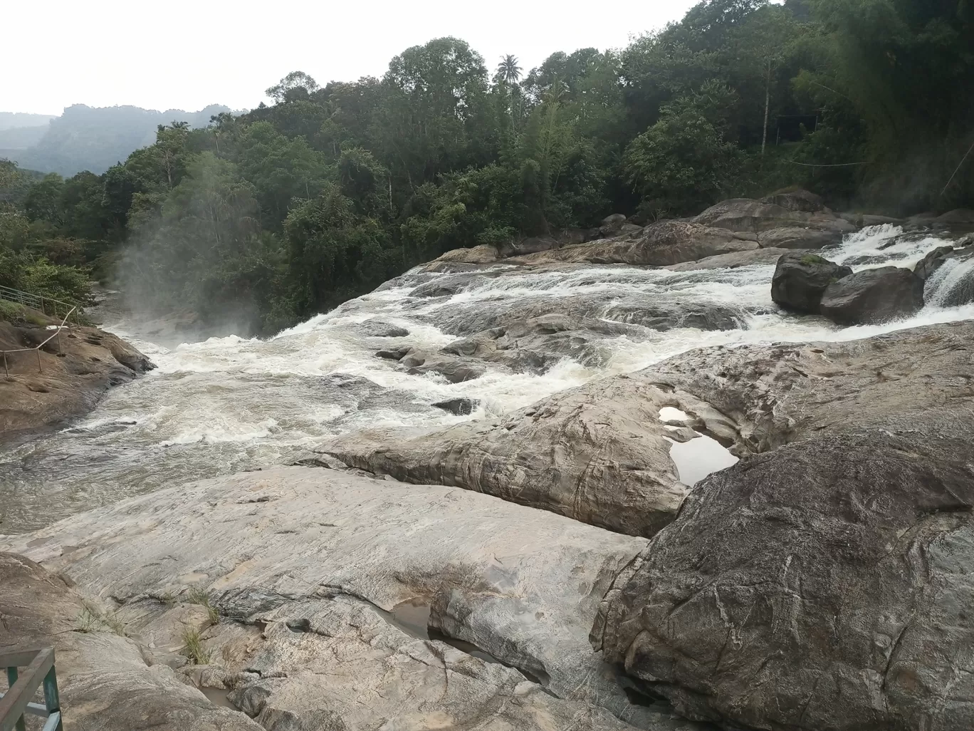 Photo of Ripple Waterfalls By aarkumvendatavan