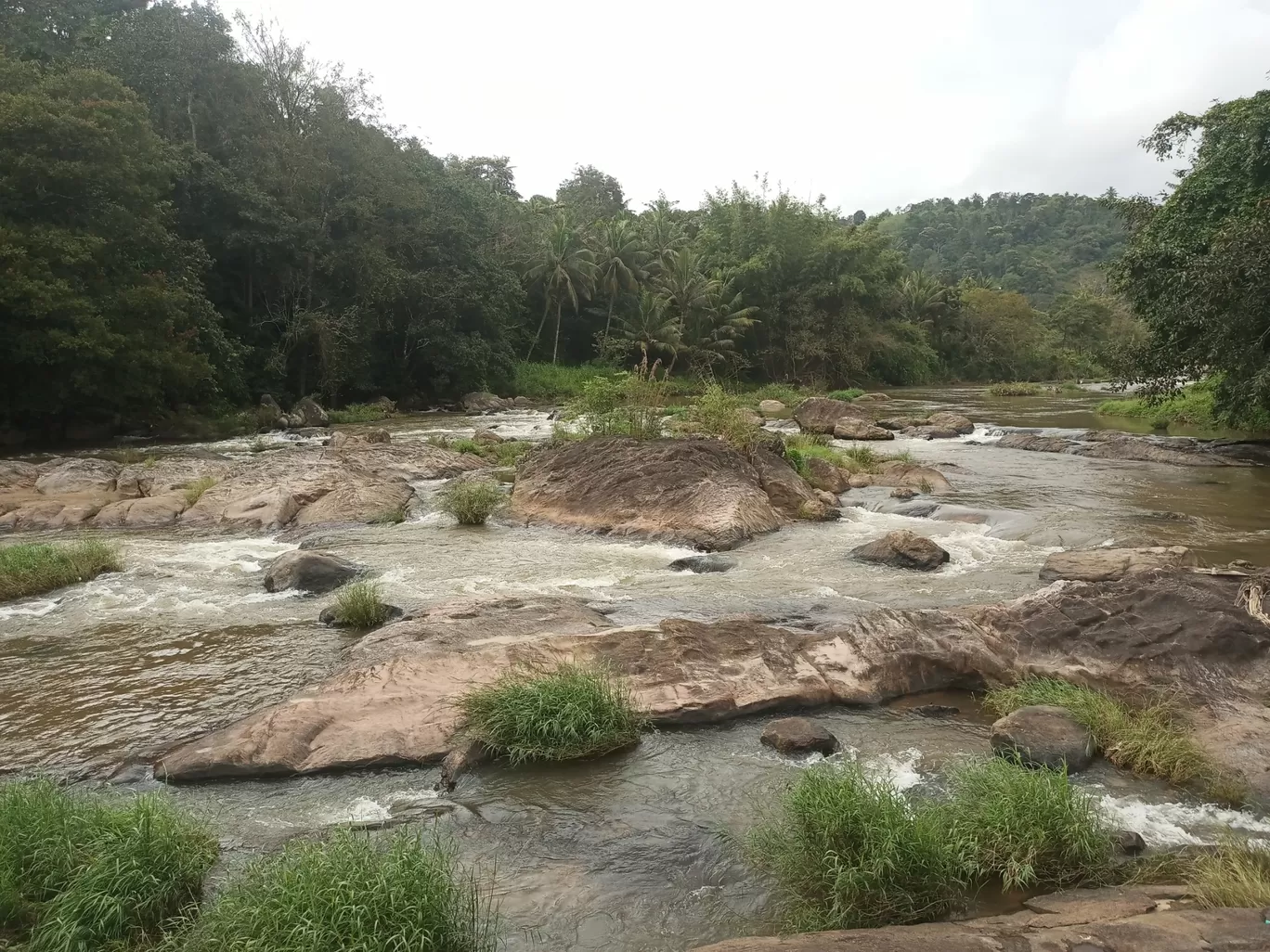 Photo of Ripple Waterfalls By aarkumvendatavan