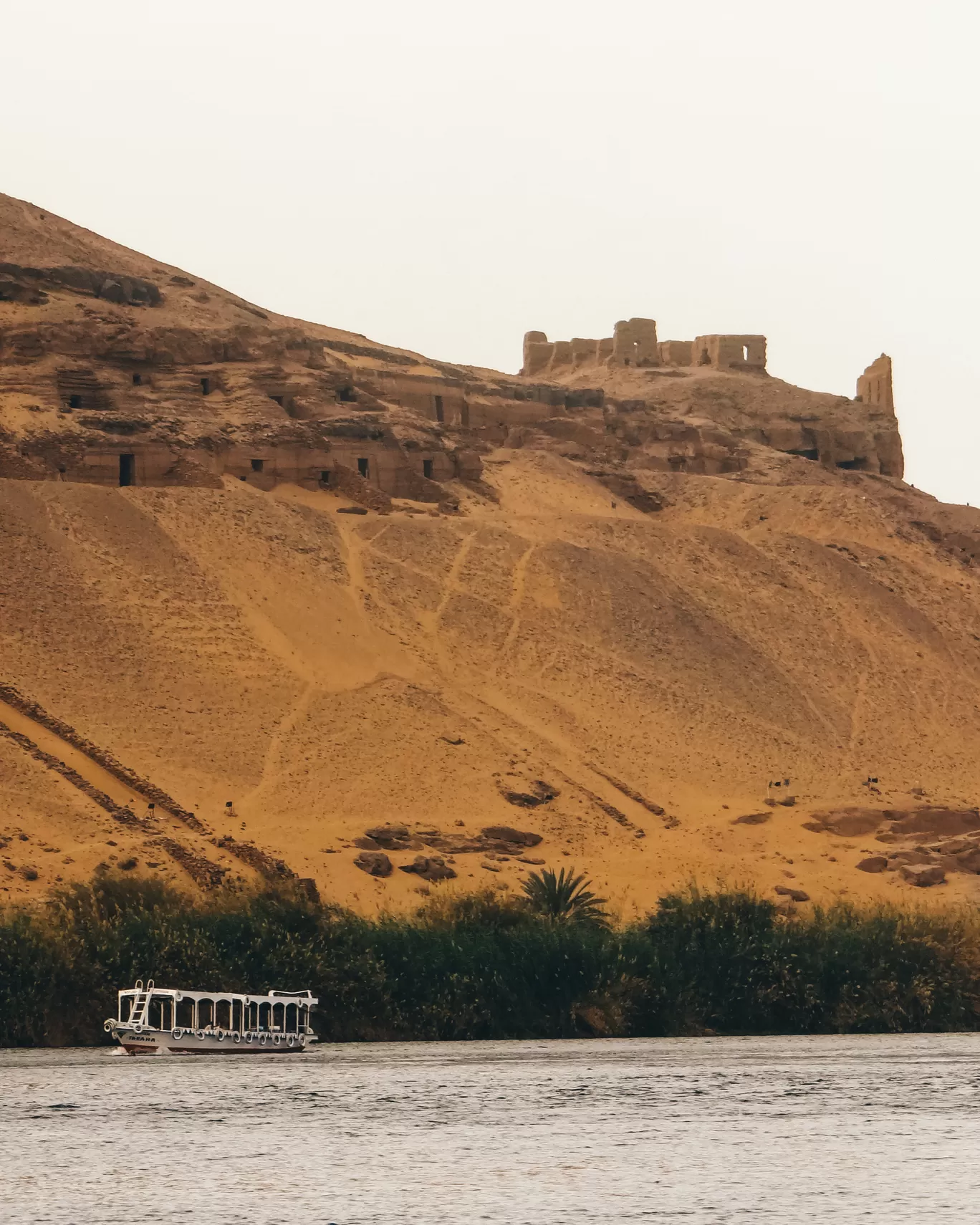 Photo of Aswan By Tanvi Shah (travelstoriesbytan)