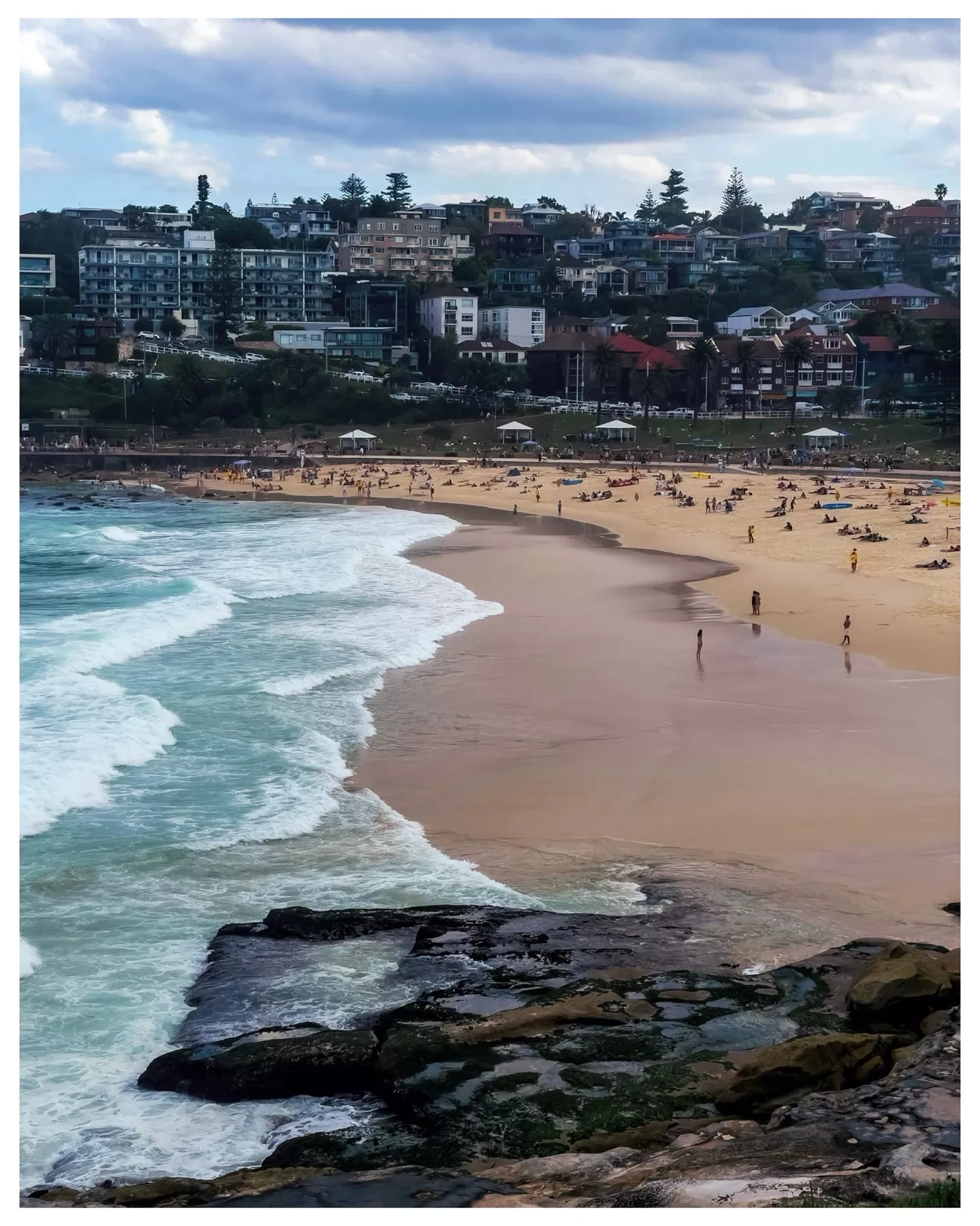 Photo of Bondi Beach By Tanvi Shah (travelstoriesbytan)