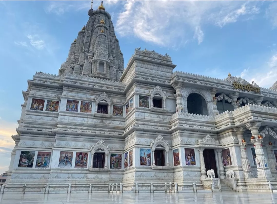 Photo of Prem Mandir By Komal Gupta