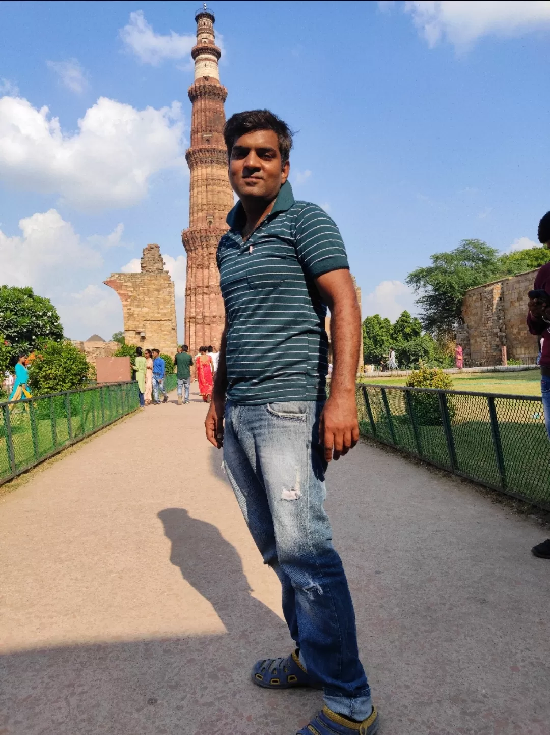 Photo of Qutub Minar By Kshamender Mishra