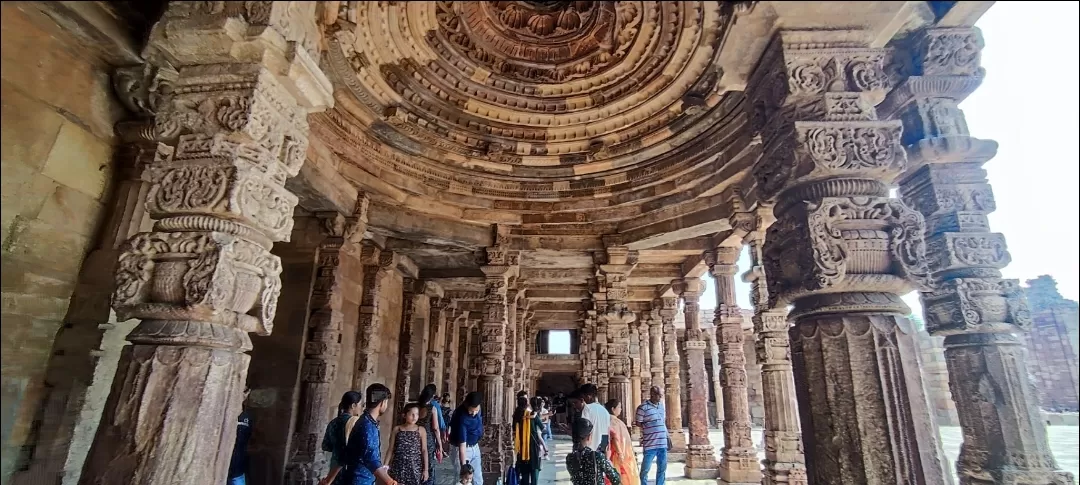 Photo of Qutub Minar By Kshamender Mishra