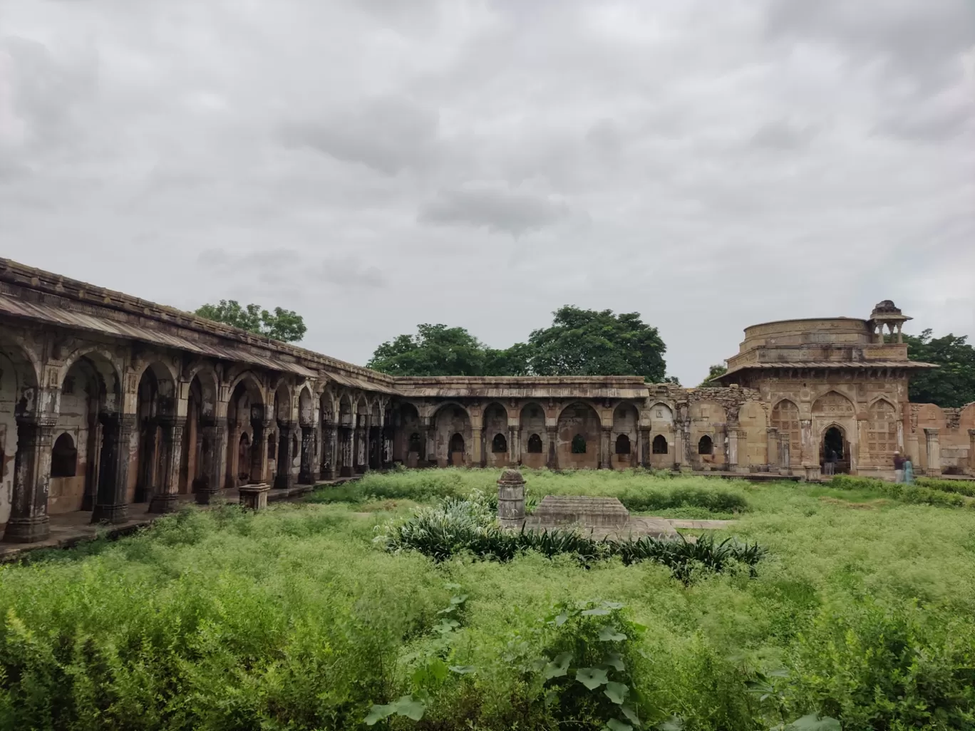 Photo of Champaner-Pavagadh Archaeological Park By Soumalya Banerjee