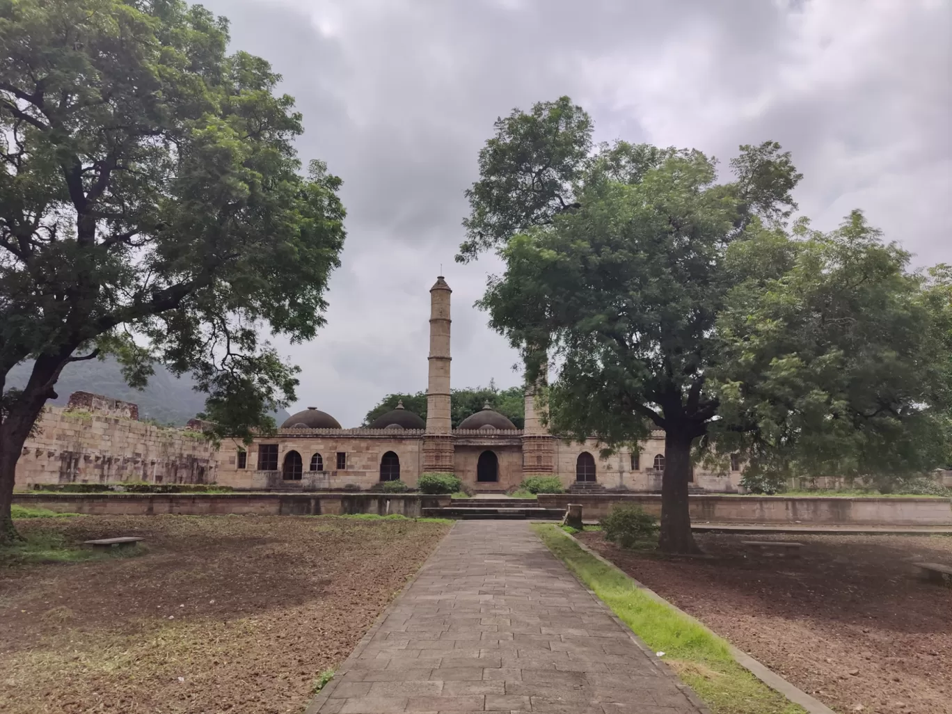 Photo of Champaner-Pavagadh Archaeological Park By Soumalya Banerjee