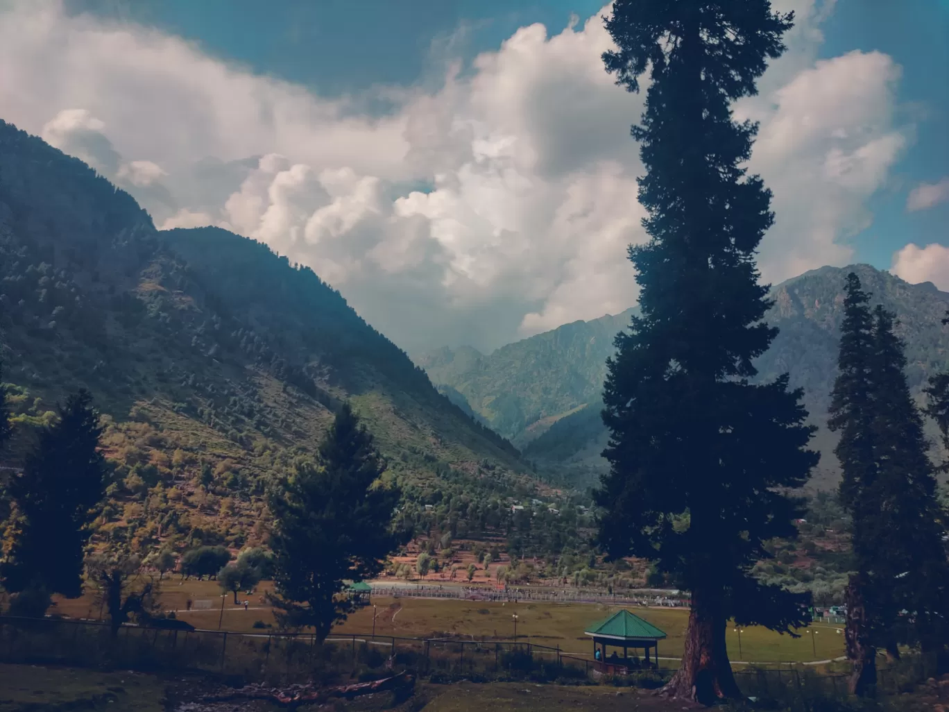 Photo of Betaab Valley By Soumalya Banerjee