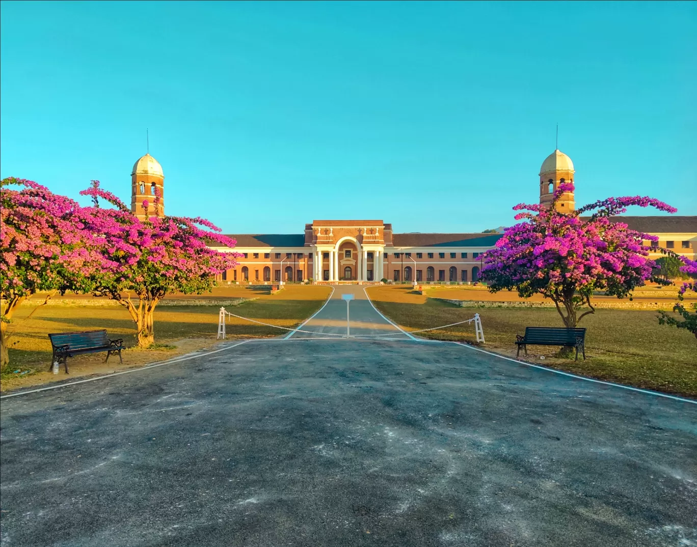 Photo of Forest Research Institute By Soumalya Banerjee