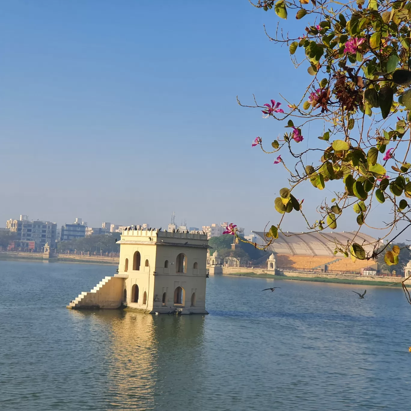 Photo of Lakhota Lake By Nirmala