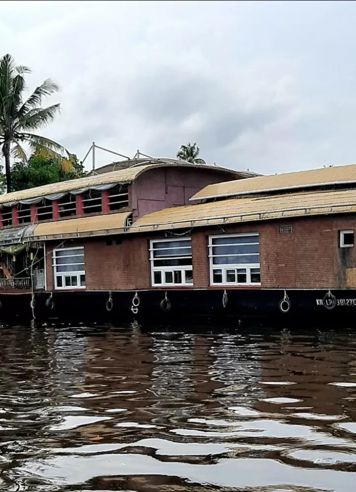 Photo of Backwaters Kerala By Mahira Ismail