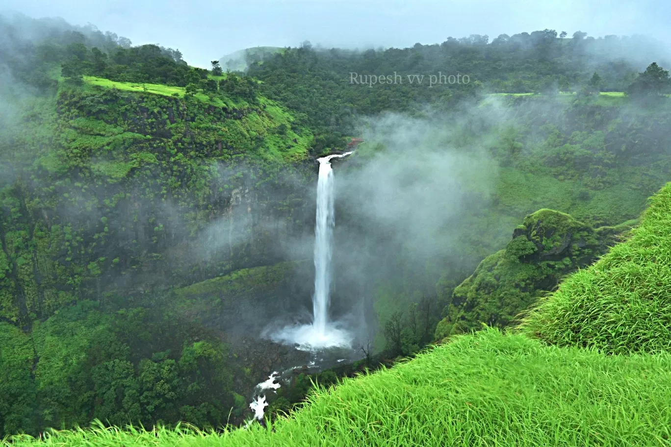 Photo of Kumbhe Waterfall By Bansal Chandresh