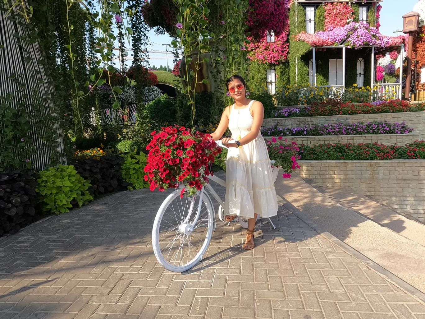 Photo of Dubai Miracle Garden By hemlata singh