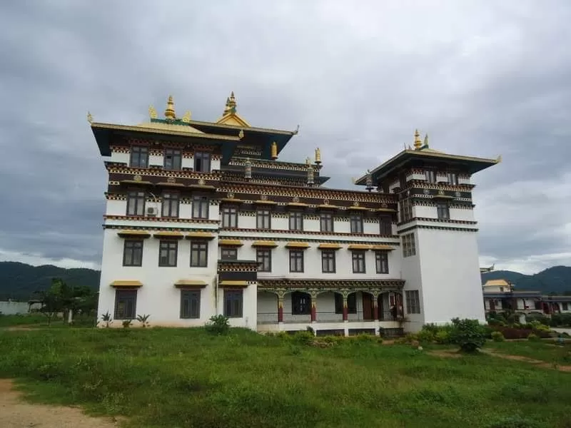 Photo of Jiranga Buddhists Monastery By Sagarwanderer